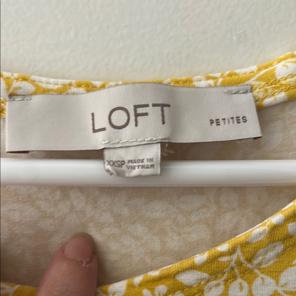 LOFT Sunny Sleeveless Dress - Picture 3 of 3